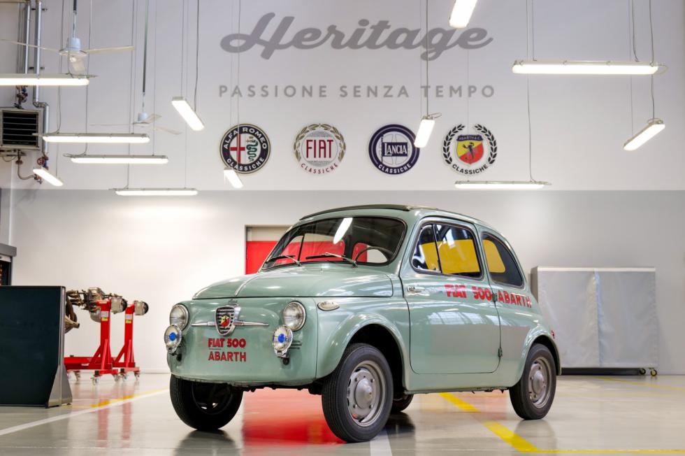 Το Abarth Classiche 500 γιορτάζει τα 100 χρόνια της πίστας στη Monza